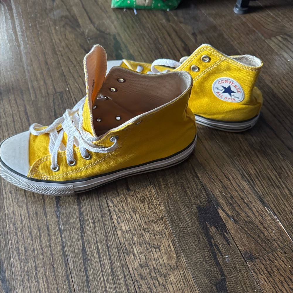 Converse Kids Bright Yellow High-Tops